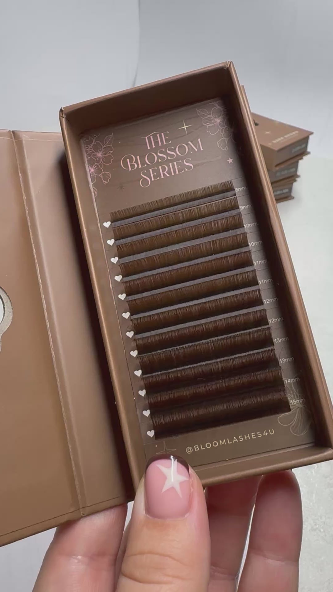 0.05 Brown Volume Lash Trays